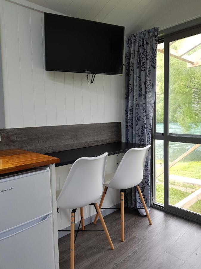 Millers Flat Holiday Park ภายนอก รูปภาพ
